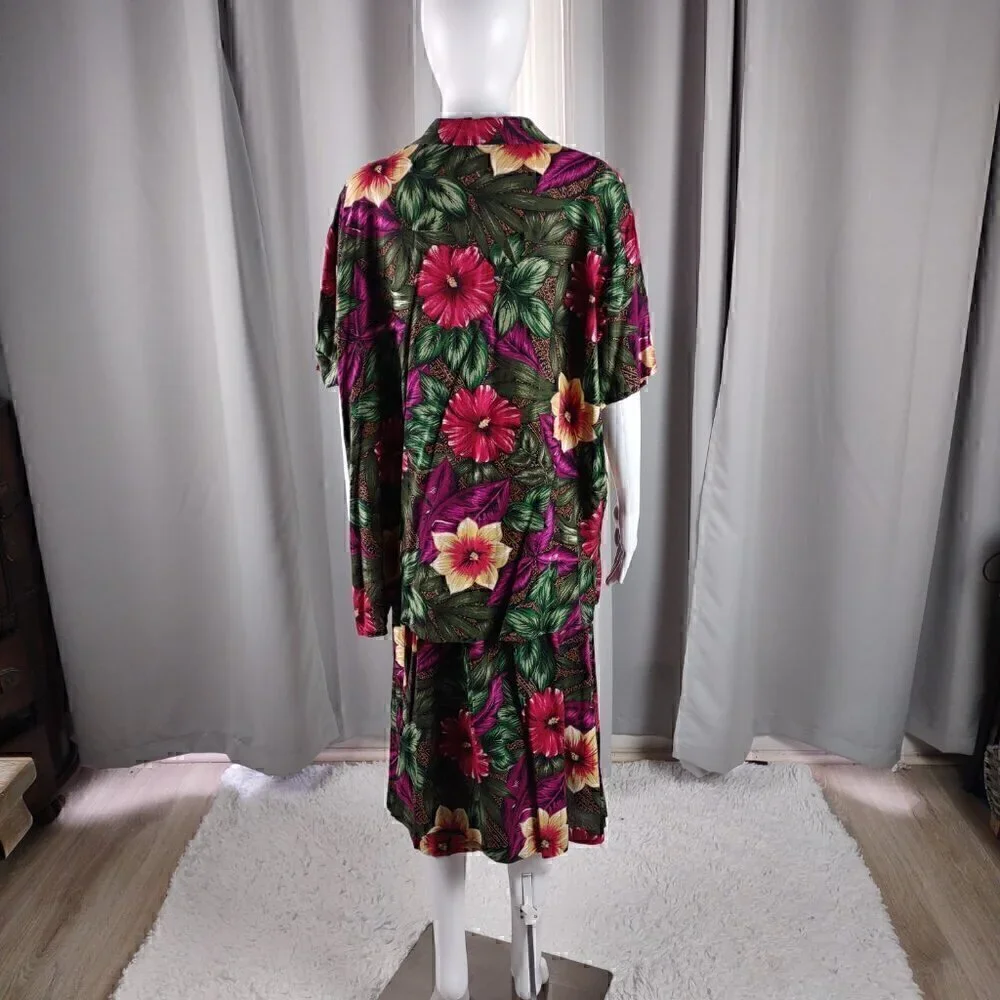Bentley Women's Green, Pink Floral, Hawaiian 2 Pc Blouse & Skirt Suit Size 22W